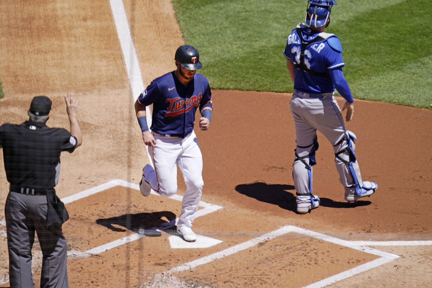APTOPIX Royals Twins MLB-2-Millionth-Run Baseball